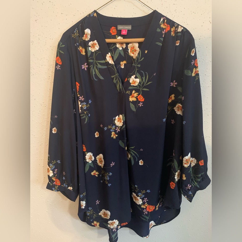 Vince Camuto 1X blouse